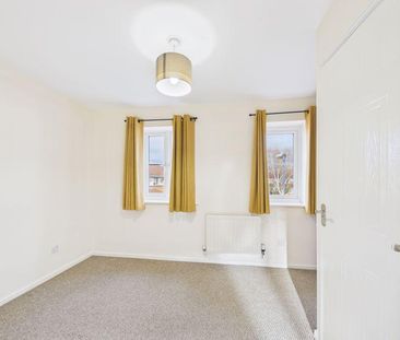 2 bedroom semi-detached house to rent - Photo 5