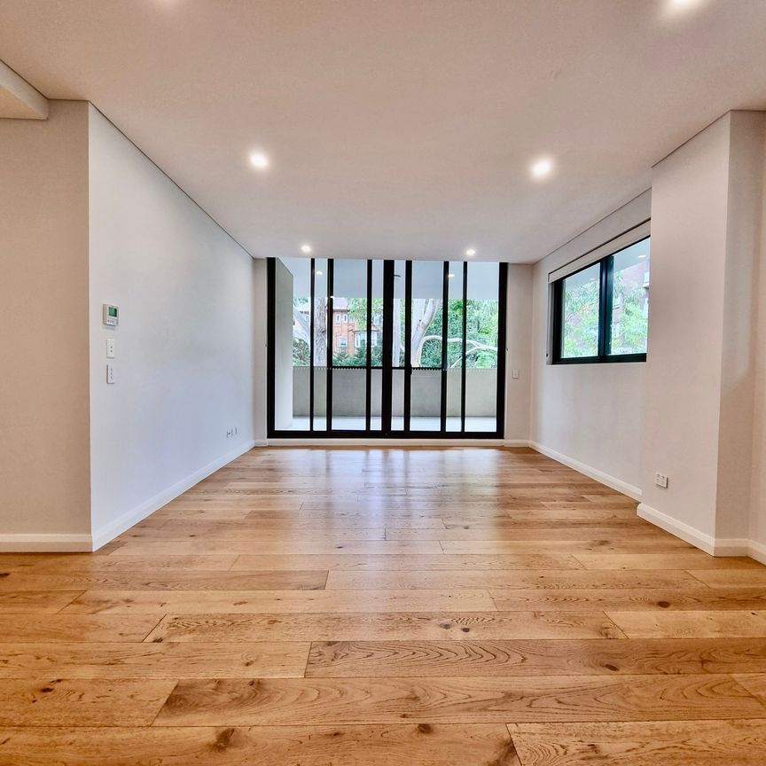 Modern 2 Bedroom located in the Heart of Turramurra - Photo 1