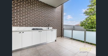 THIS ONE WILL IMPRESS YOU! - Photo 5