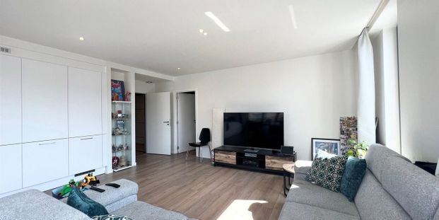 Appartement te huur in Ukkel voor € 1.686 met 3 slaapkamers - Foto 1
