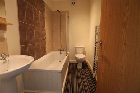 2 bedroom apartment to rent - Photo 5