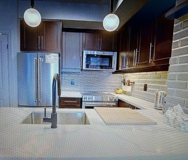 For Lease - 385 Prince of Whales Drive Unit# 3201, Mississauga, Ont... - Photo 1