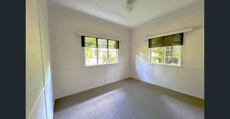 Spacious home with leafy outlook on Birdwood Tce! - Photo 4