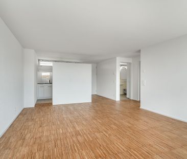 Modern apartment right at the Emmencenter - Photo 6