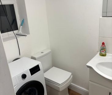 Studio Flat, Mayesbrook Road, IG3 - Photo 4