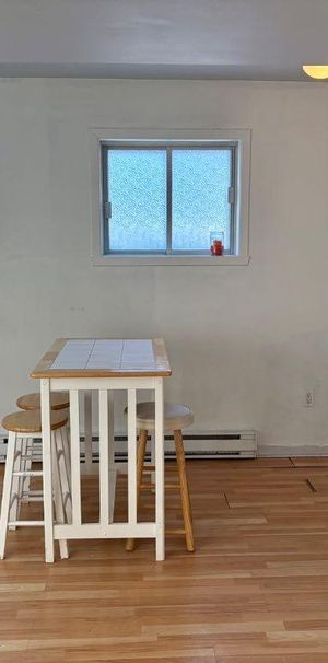 Grand 3 1/2 à louer Metro Montmorency - Photo 1