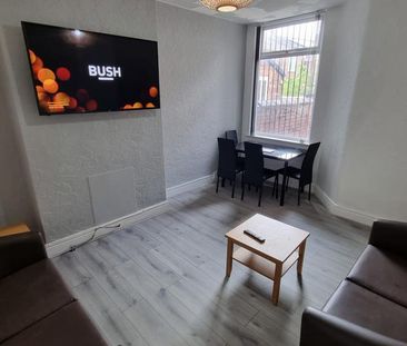 5 bedroom terraced house to rent - Photo 2