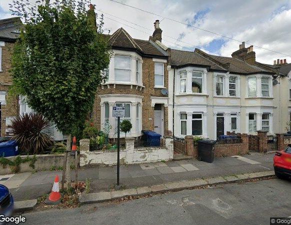Room in a Shared House, London, W3 - Photo 1