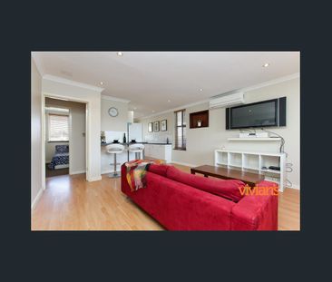 2-BR Partially Furnished Apartment, Water consumption included in Rent - Photo 3