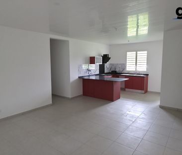 Location Maison 5 pièces 119m² MATOURY 97351 - Photo 2