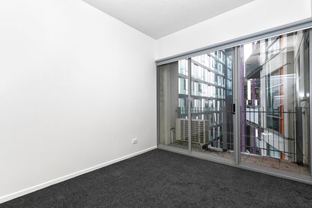 711/570 Swanston St Carlton VIC 3053 - Photo 2