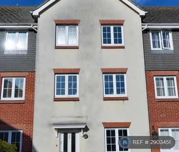 4 bedroom terraced house to rent - Photo 3