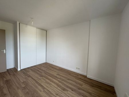 Location Appartement 2 pièces 44m² - Photo 2