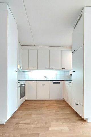 4.5 Zimmer, 93 m², 10. Stock - Photo 4