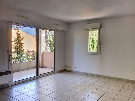 Location Appartement 2 pièces 52m² MOUGINS 06250 - Photo 1