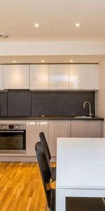 Ealing Road, Brentford, TW8 - Photo 3