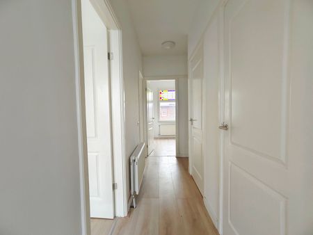 Appartement te huur: Goeverneurlaan 248 2523 BR Den Haag - Photo 5