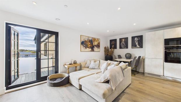 1 bedroom flat to rent - Photo 1