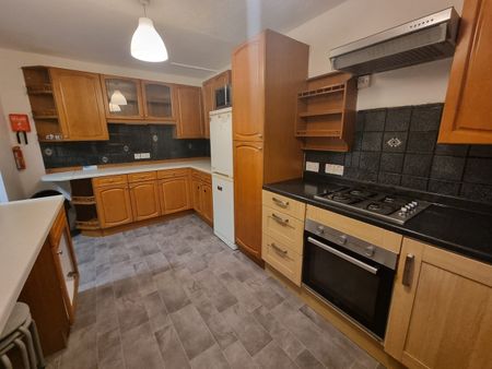 4 Bed Terraced House, Moody Street, E1 - Photo 5