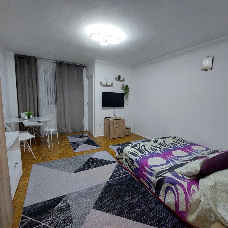 Giurgiului etaj 5 piata progresul - Fotografie 1