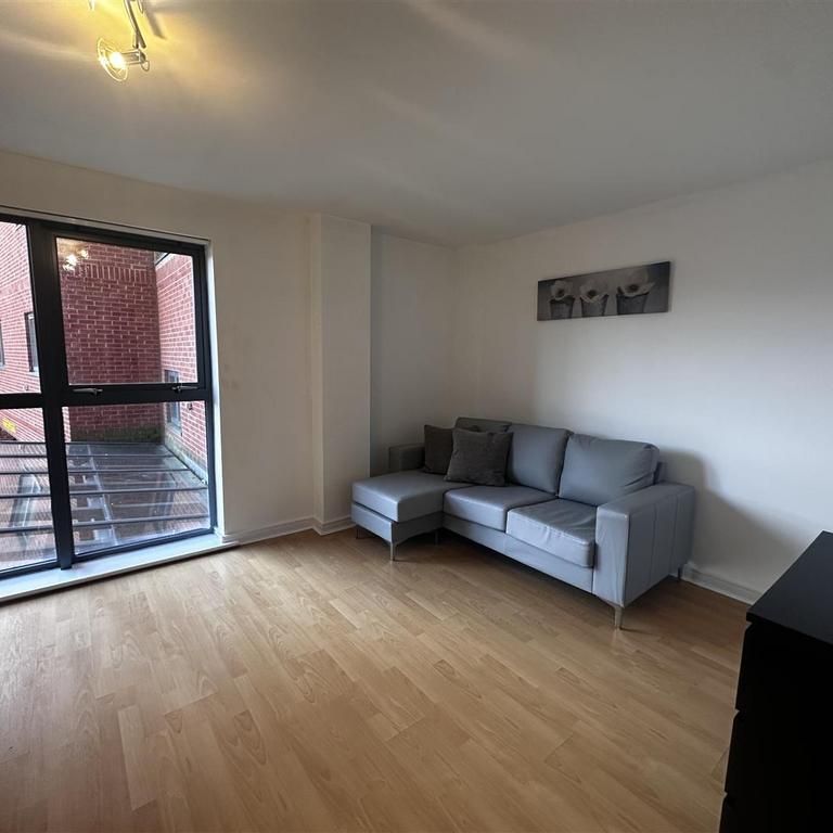 1 bedroom apartment to rent - Photo 1