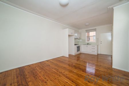 Home For Rent - Photo 4