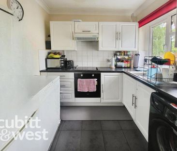 2 bedroom semi-detached house to rent - Photo 6