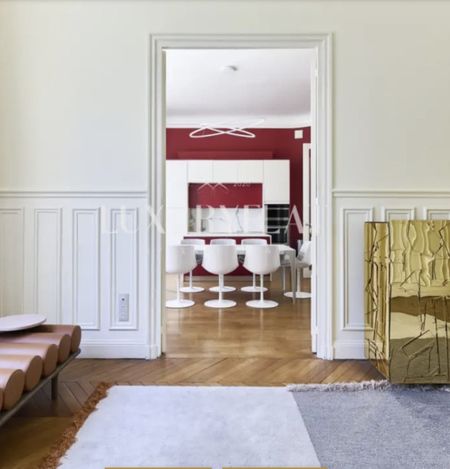 Appartement • Paris 8ème - Photo 5