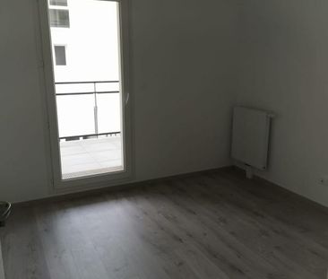 Location Appartement 2 pièces 38m² NANTES 44100 - Photo 2