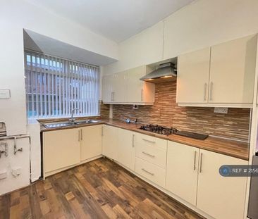 2 bedroom terraced house to rent - Photo 5