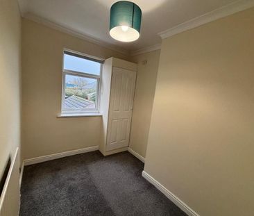 4 bedroom detached house to rent - Photo 3