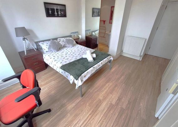 7 bedroom house share to rent - Photo 1