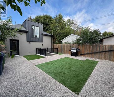 #MF - 696 Winona Drive – Toronto C03, Ontario - Photo 3