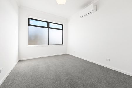 2 Eden Court, Ascot Vale VIC 3032 - Photo 2