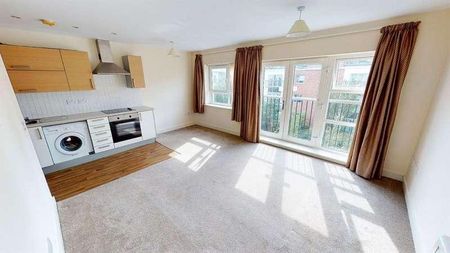 Calder Court, Riverside Close, Romford, RM1 - Photo 4
