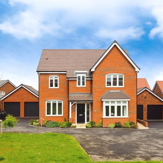 5 bedroom detached house to rent - Photo 1