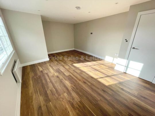 Penthouse, High Street, Lincoln - Photo 1