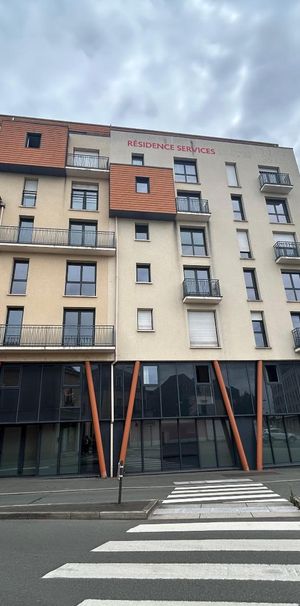 Location Appartement 1 pièce 40m² LE MANS 72000 - Photo 1