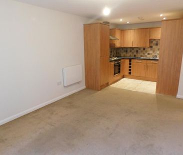 2 bedroom flat to rent - Photo 6