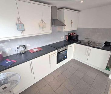 Golate Street, Cardiff, CF10 - Photo 6