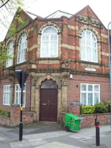 2 bedroom flat to rent - Photo 5