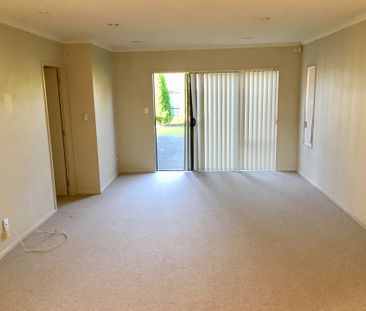 Fabulous 4 Bedroom Home - Photo 5