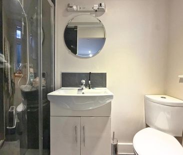 3 bedroom ground floor maisonette to rent - Photo 4