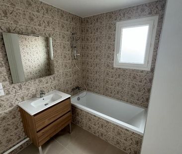 Location Appartement 2 pièces 42m² VALLEIRY 74520 - Photo 2