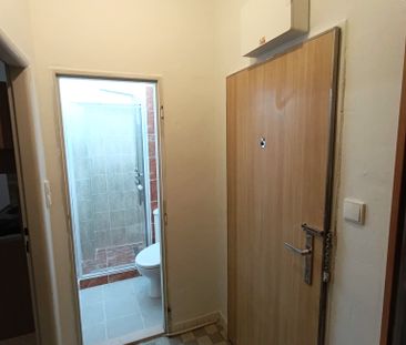 Pronájem bytu 1+kk a garsoniéry 21 m², Vítězná, Ostrava - Photo 6