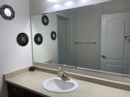 For Lease - 100 Enford Crescent Unit# (Upper Portion), Brampton, Ontario - Photo 4