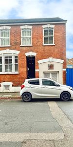 1 bedroom studio to rent Collingdon Street, Luton, Bedfordshire, LU1 - Photo 3