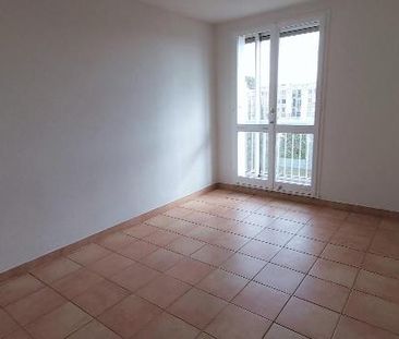 Location Appartement 3 pièces 80m² AIX EN PROVENCE 90ème - Photo 4