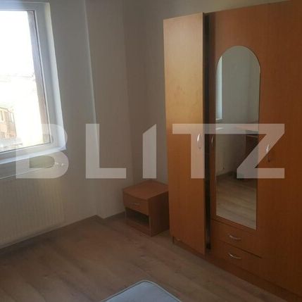 Apartament 2 camere, semidecomandat, 45 mp, zona Calea Turzii - Photo 1