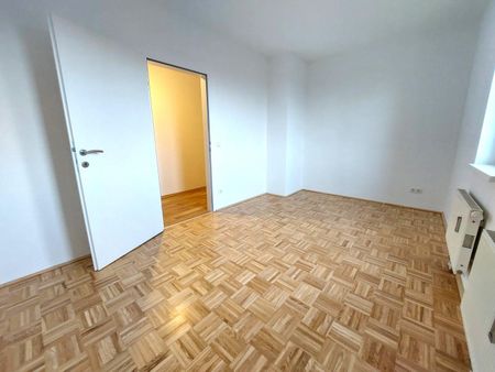 Eck-Terrassenwohnung mit Wintergarten - Photo 2